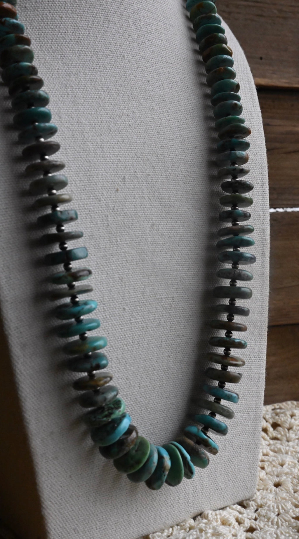 Graduated Turquoise Necklace