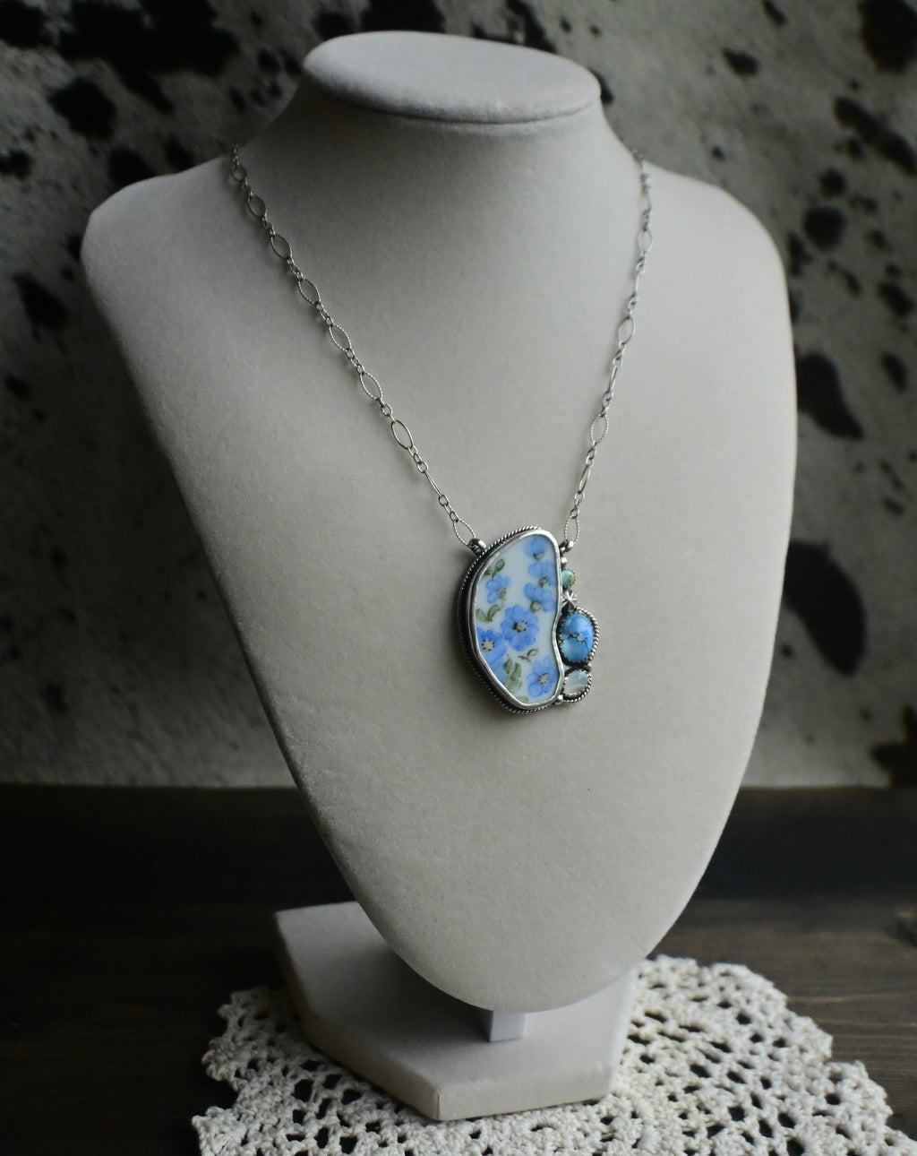 Ceramic Cluster Necklace